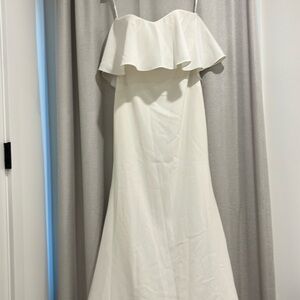 All Who Wander Ivory Crepe Fitted Strapless Wedding Dress